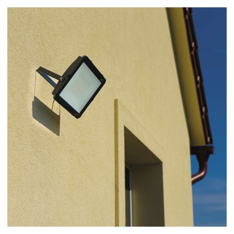 LED REFLEKTOR PROFI 100W 11000LM 6