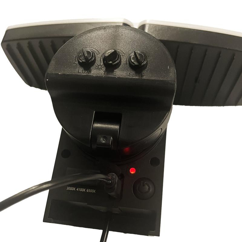 LED čierne vonkajšie solárne svietidlo so senzorom 12W / 3000K - 4100K - 6500K - LS023 19