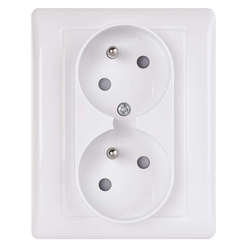 Zásuvka dvojnásobná 250 V/16 A max. IP20  A6001.1 1