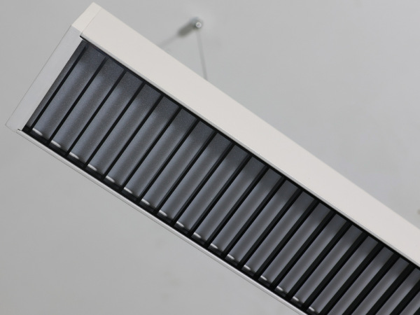 LED lineárne svietidlo 55W - LN71 2