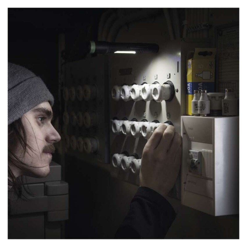 Baterkové púzdro CREE+COB LED GP C33,180 lm,2×AA,fokus P8504 3