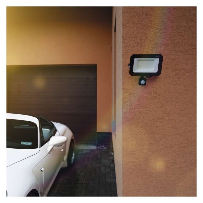 LED REFLEKTOR SIMPO 50W 5000LM IP44 NW P 7