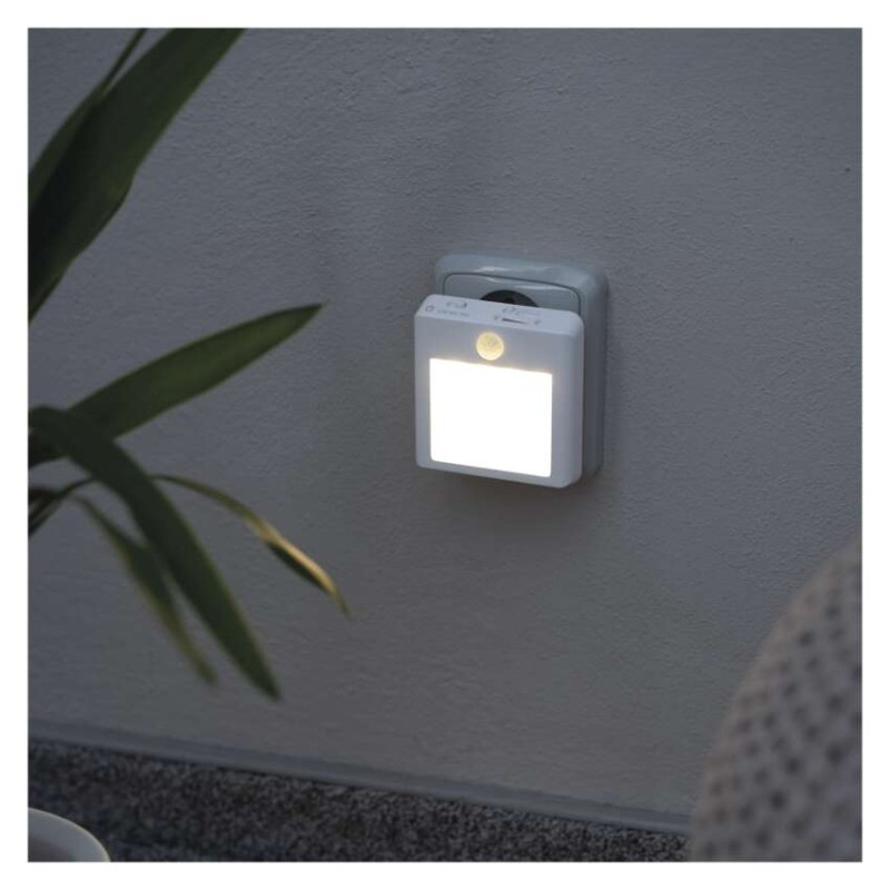 Svietidlo nočné SMD LED S PIR 230V P3319 9