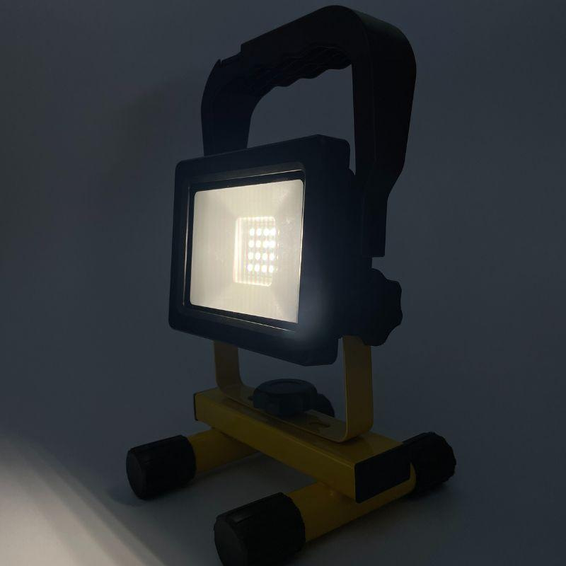 LED prenosné pracovné nabíjacie svietidlo 10W - WL20R 4