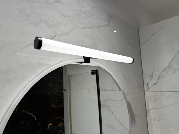 LED kúpeľňové svietidlo 12W / IP44 / 600 / 4000K - LNL7722/BK 12