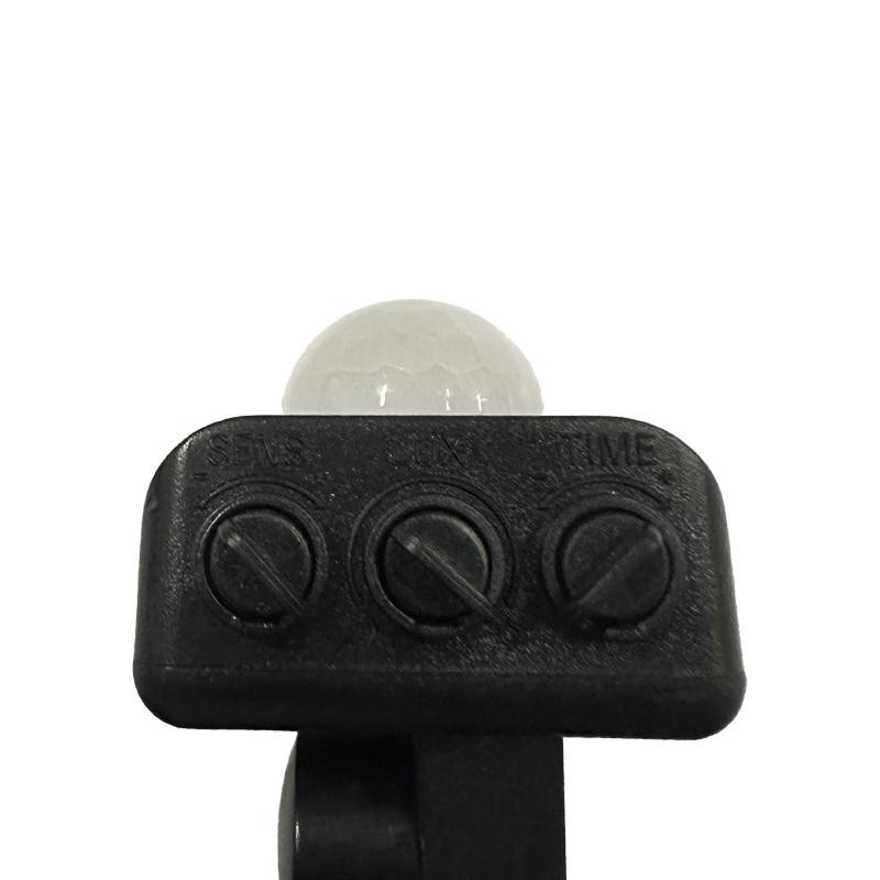 Vonkajší čierny LED reflektor so senzorom 50W / 4000K - LF7024S 1