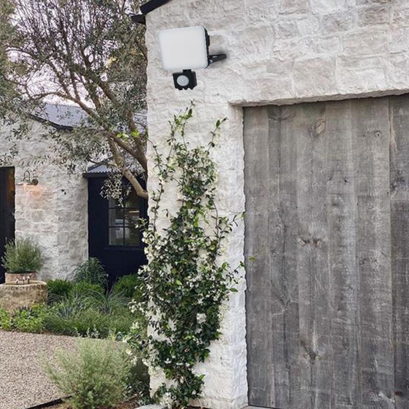 Vonkajší čierny LED reflektor so senzorom 50W / 4000K - LF7024S 13