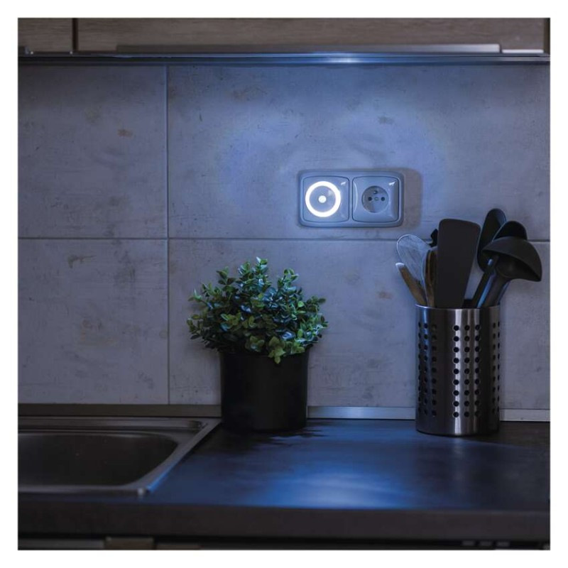 Svietidlo nočné 3-LED FOTOSENZ    P3306 8