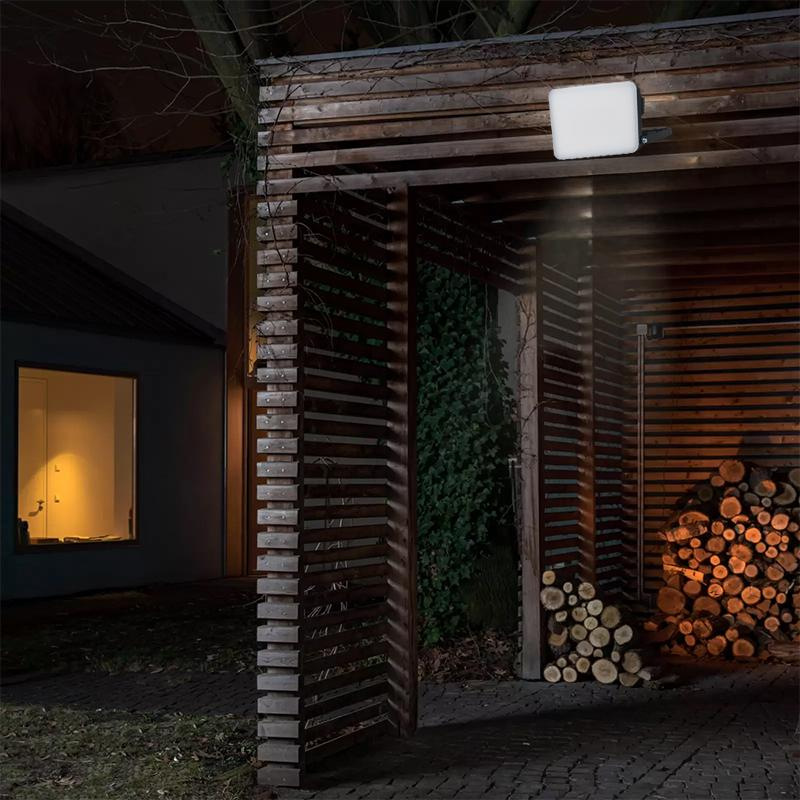 Vonkajší čierny LED reflektor 50W / 4000K - LF7024 5