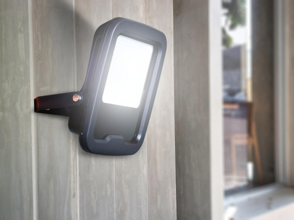 Vonkajší LED PROFI reflektor 30W / 5000K / BK - LF6023 2