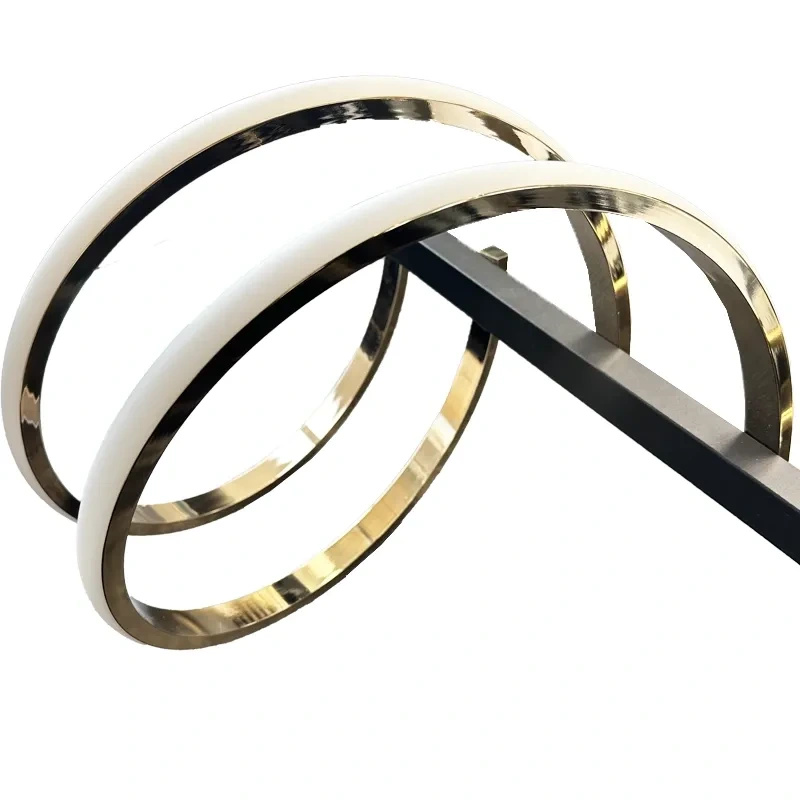 LED závesné svietidlo na tyči + diaľkový ovládač 105W - J4344/GCH 6