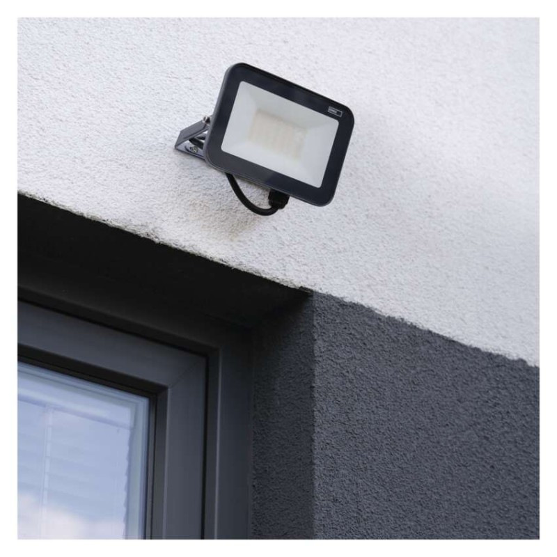 Reflektor LED 30W PROFI NW  ZS2632 3300lm IP65 6