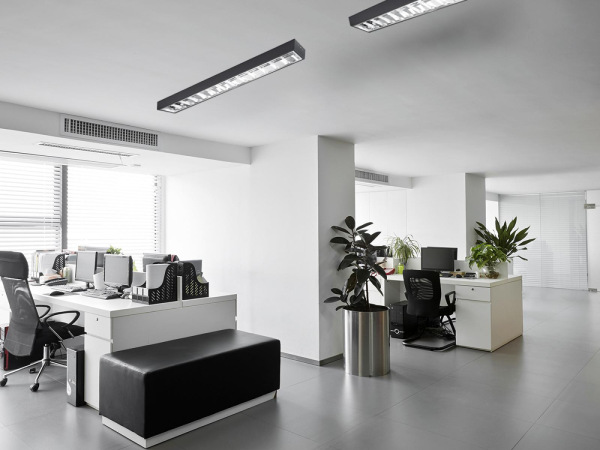 Čierne žiarivkové prisadené svietidlo na 2 x T8 ( 120cm LED trubica ) - TL301B 12