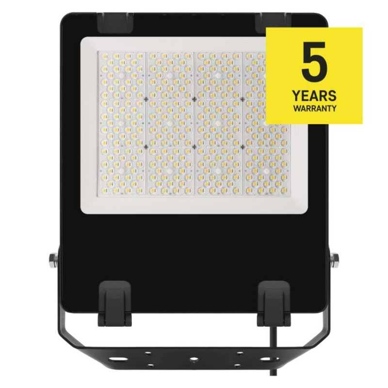 LED REFLEKTOR AVENO 150W 24000LM IP66 NW 5