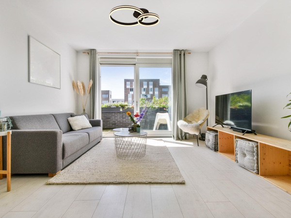 LED stropné svietidlo s diaľkovým ovládačom 110W - J3355/B 3